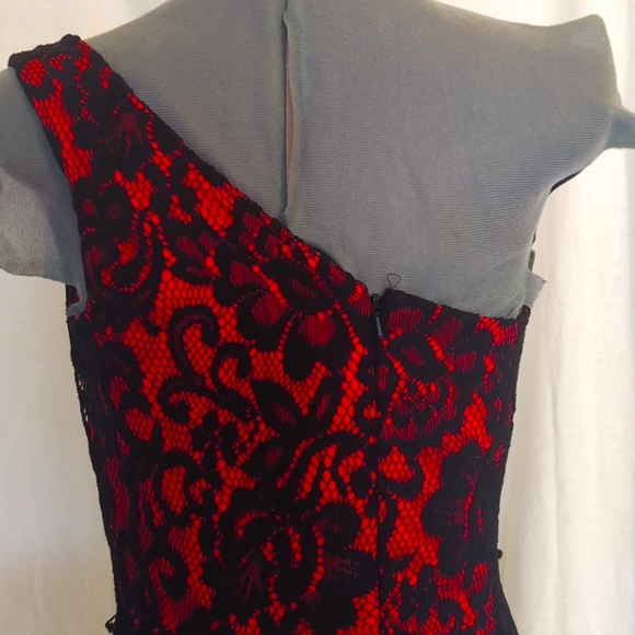 Vivian Diamond Formal Dress - Picture 3 of 6